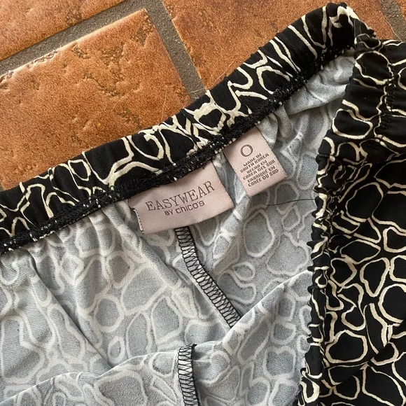 Stretchy, Soft Patterned Chico Pant Sz 0 - Picture 3 of 3